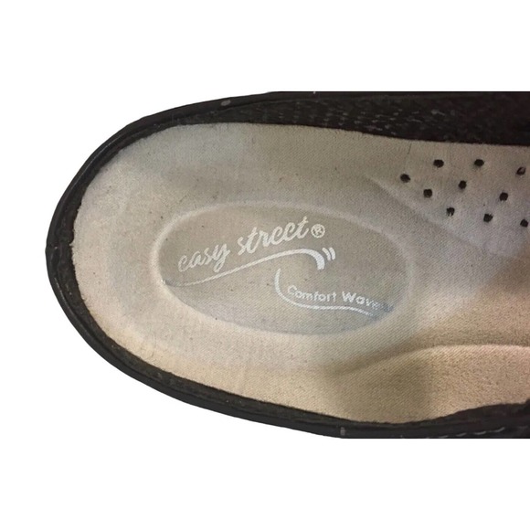 Easy Street Comfort Wave Chicago Faux Black Leather Slip On Mary Jane Clogs 6M - Picture 7 of 8